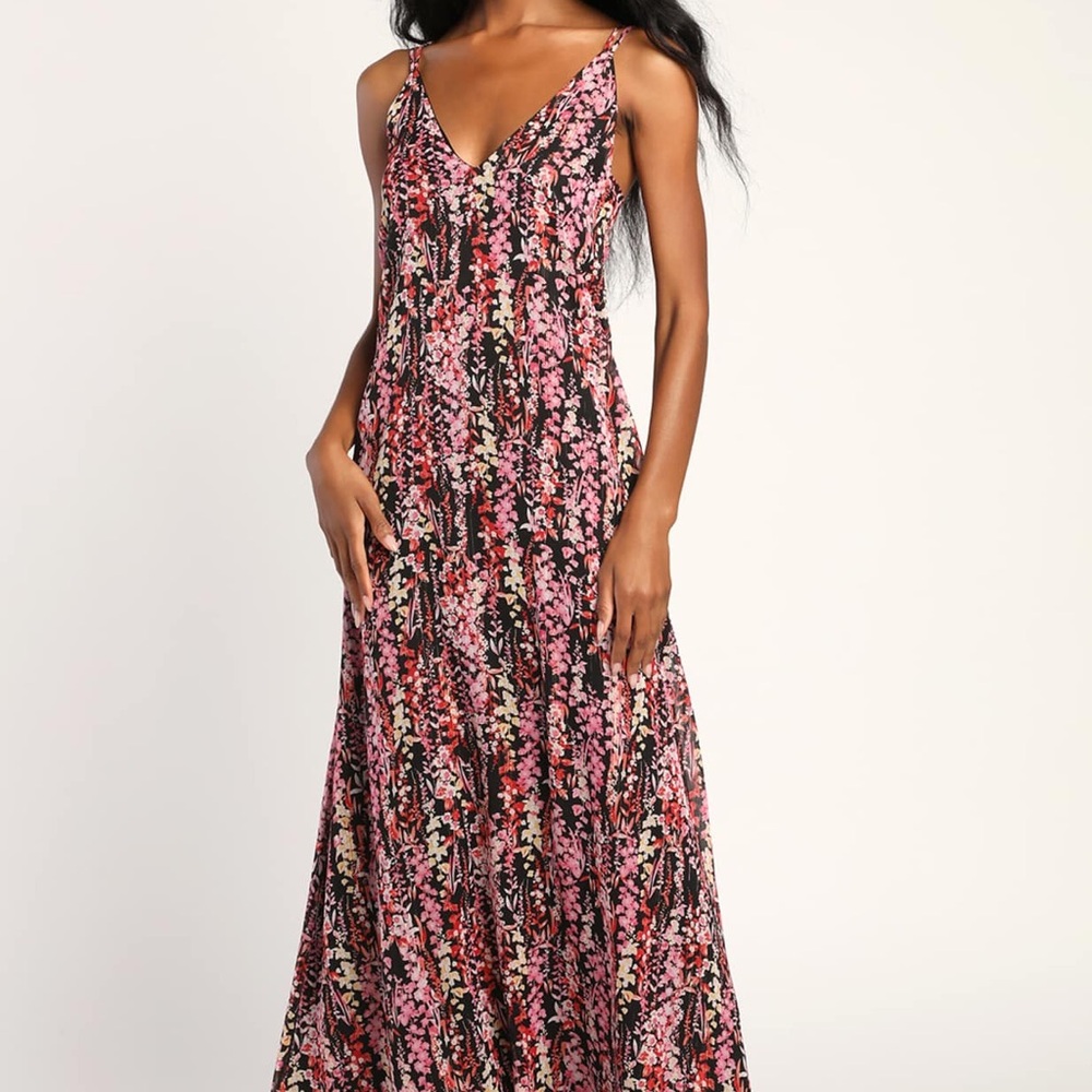 Lulus Flora Belle Black Floral Sleeveless V-Neck Tie-Back Maxi Dress